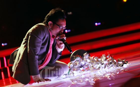 Ini Rahasia Kegilaan Isa Raja di Atas Panggung