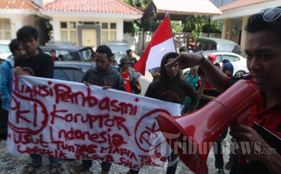 DPRD Sulsel Tulusuri Dana Penyelenggaraan Pilgub 2013