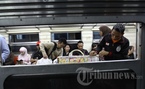 Kemenhub: KRL Non AC Beroperasi Hingga e-Ticketing Terpadu