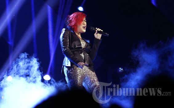 Anggun C Sasmi Minat Beli Album Novita Dewi