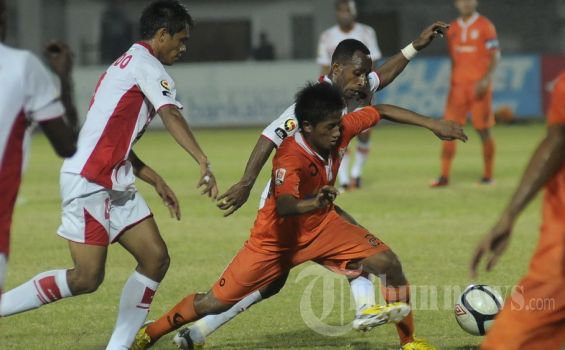 Ricardo Salampessy Bayar Kesalahan, Persipura Samakan Skor