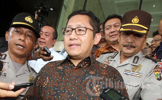 Anas Muncul di Besakih Bali?