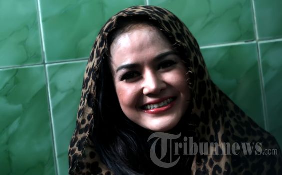 Cynthiara Alona Batal Nikah Gara-gara Masuk Sel