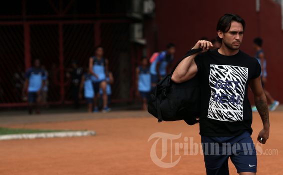 Baru Tiba di Kalsel, Tonnie Cusell Langsung Ikut Ujicoba Barito Putera
