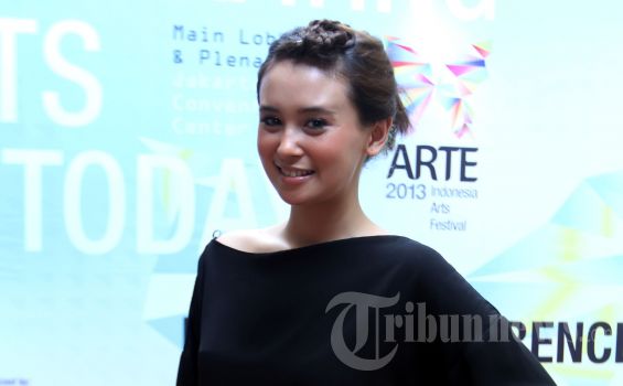 Stres Mikirin Skripsi, Lupa Makan, Ayushita Kini Badannya Kurus Banget