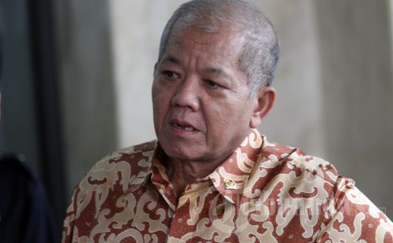 Tanpa Surat Kuasa, Ignatius Ambil SK Tanah Hambalang ke BPN