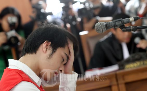 Eza Gionino Grogi Lihat Tatapan Mata Ardina Rasti