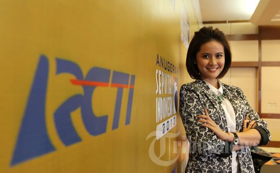 Foto: Dian Mirza, Bintang Iklan yang Banting Setir Jadi Penyiar TV