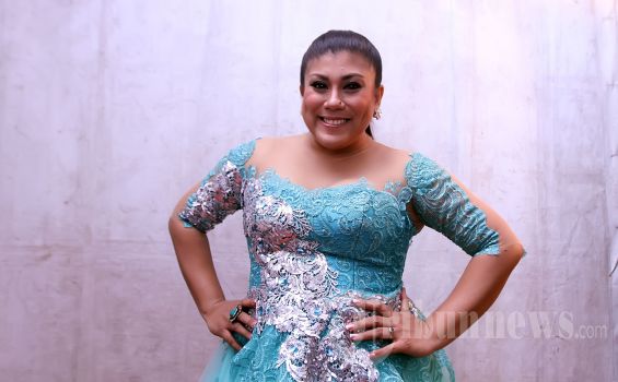 PMS Kacaukan Program Diet Regina Idol