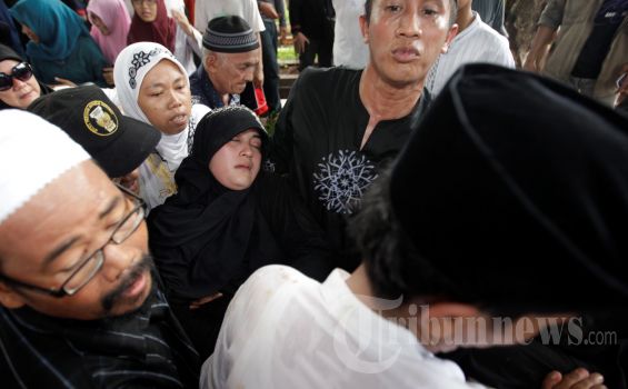 Syahrini : Kasian Teh Pipik