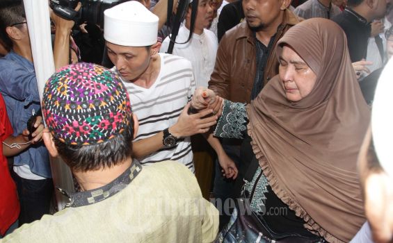 Ibunda Uje: Umi Pikir Enggak Secepat Itu