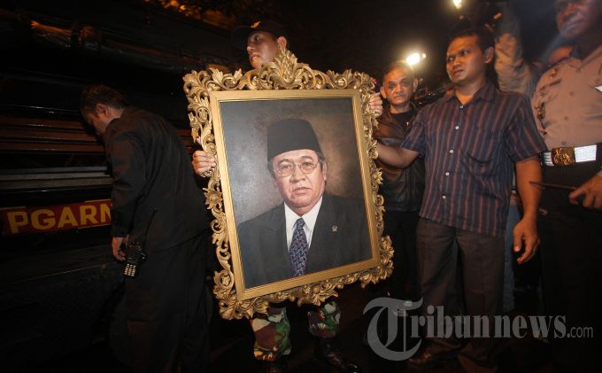 AM Fatwa Sering Berdebat dengan Taufiq Kiemas