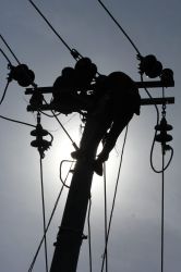 Cara Mendapatkan Energi Alternatif Saat Listrik PLN Byarpet