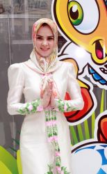 Tahun Ini Puasa Angel Lelga Luar Biasa