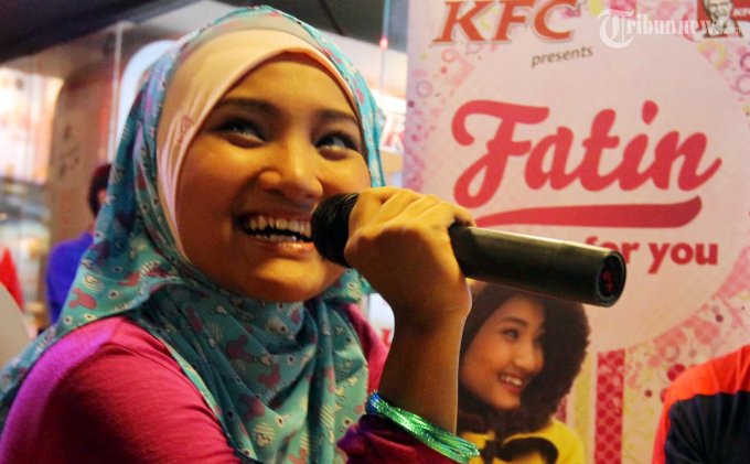 Ahmad Dhani Singkirkan Peniru Gaya Fatin dan Regina