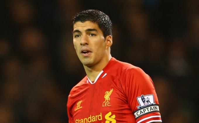 Suarez Rela Barter Sepatu Emasnya dengan Tiket Liga Champions