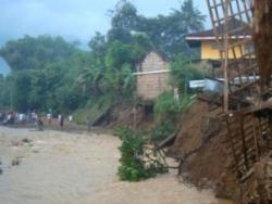 Kota Malang Terancam Digenagni Banjir dan Tertimpa Tanah Longsor