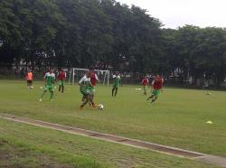 Alfin Tuasalamony Masih Cidera, Belum gabung Persebaya