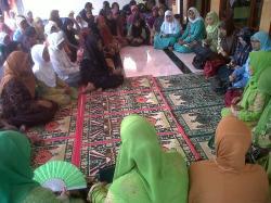 Muslimat Jombang Gelar Tahlilan Untuk Korban Longsor