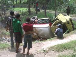 Andrik Tewas saat Truknya Masuk Jurang karena Terpeleset Abu Kelud