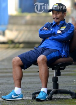 Persib Bandung Kalahkan PS Setia 4-1: Djadjang Masih Kecewa Banyak Peluang Terbuang