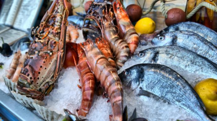 Jangan Mencuci Seafood dengan Direndam, Sebaiknya Pakai Air Mengalir