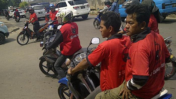 Mentang-mentang Lagi Kampanye, Kader PDIP Sok Jagoan di Jalanan