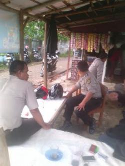 Tiga Polisi Amankan TPS 58 Tanah Tinggi