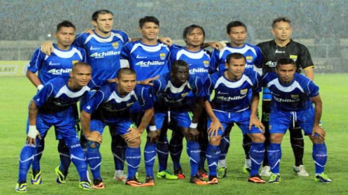 Supardi Tak Akan Beri Banyak Ruang Bagi Ajax Untuk Cetak Banyak Gol