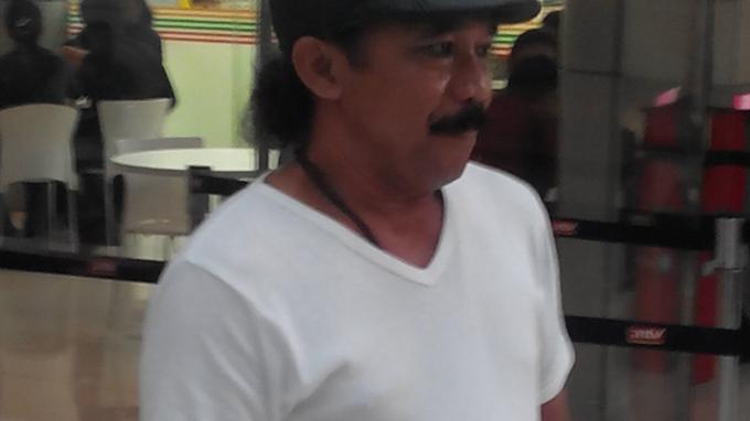 Opie Kumis Siap-siap Materi Cinta yang Bertepuk Sebelah Tangan