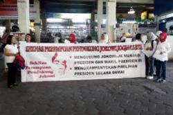 Seknas Perempuan Pendukung Jokowi Blusukan ke Pasar Beringharjo
