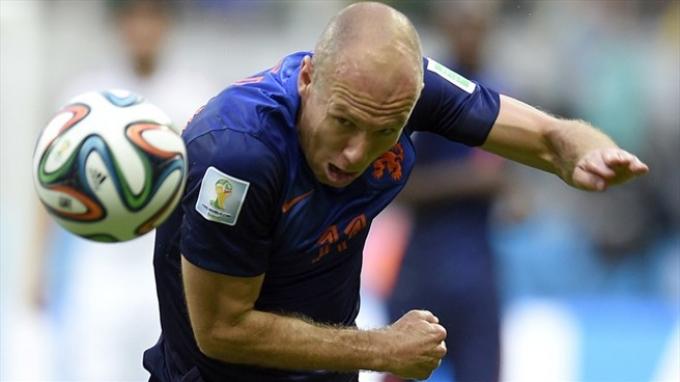 Spanyol vs Belanda: Arjen Robben Bawa Belanda Unggul Sementara 2-1