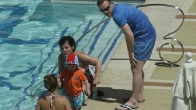 Wayne Rooney Pilih Berlibur untuk Lupakan Piala Dunia Brasil