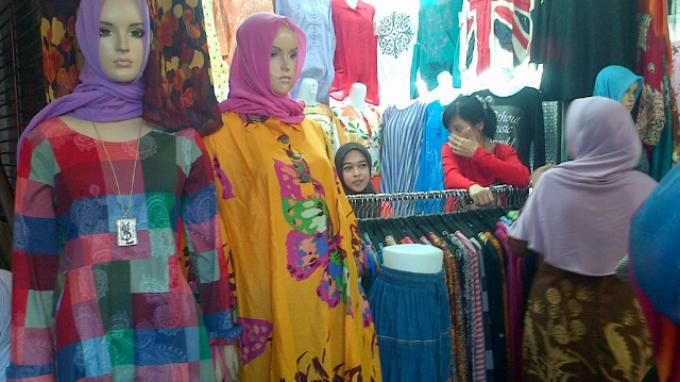 Masih Jadi Primadona, Pedagang Baju Beringharjo Mulai Tambah Stok