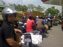 Pasokan Solar Nonsubsidi Melimpah, SPBU Lakukan Pembatasan Solar