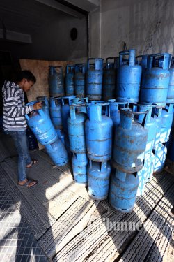 Industri Kecil Menengah Terpukul Kenaikan TDL dan Elpiji