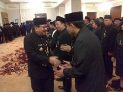 Hari Ini, Pakde Karwo Mutasi 14 Pejabat Eselon Dua