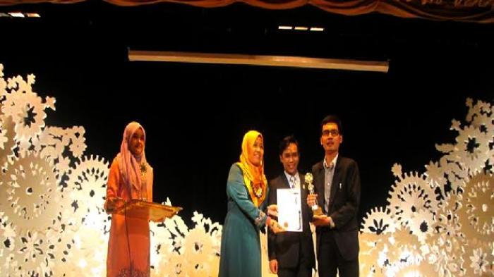 Mahasiswa UGM Teliti Rumput Mutiara untuk Pelindung Tubuh Dari Kerusakan Genetik