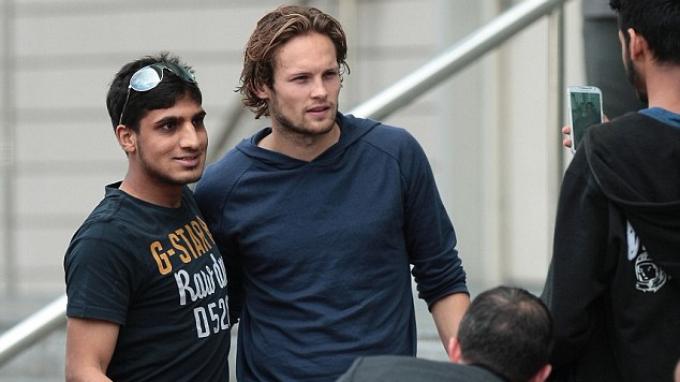 Daley Blind Disambung Hangat Fans Manchester United