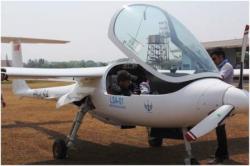 Pesawat PK-LSA 01 Lakukan Uji Terbang