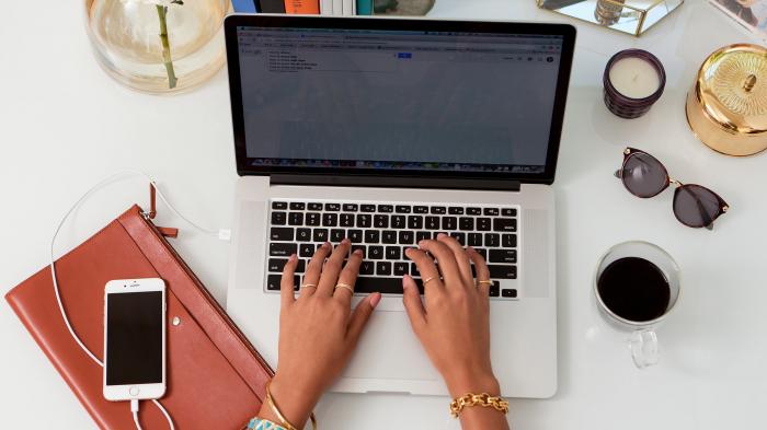 Gunakan Tiga Jenis Huruf Ini di Curriculum Vitae Biar Lamaran Kerja Diterima
