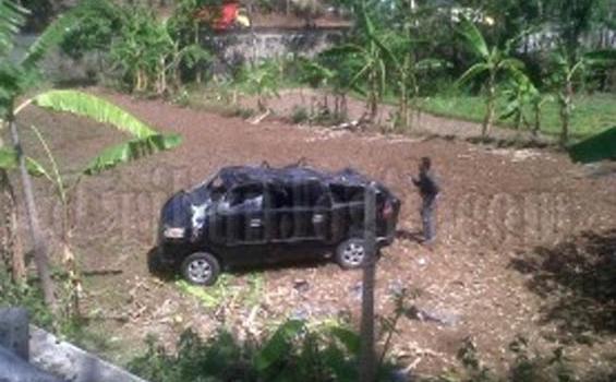 APV Masuk Jurang Seorang Pelayat Tewas