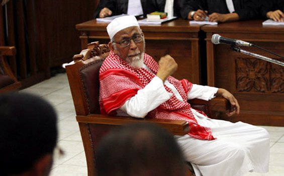 Baasyir Tiba di PN Jaksel Dikawal Dua Barracuda