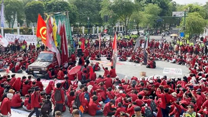 Aksi Demonstrasi Aliansi UMY Bergerak di Titik Nol Kilometer Yogyakarta