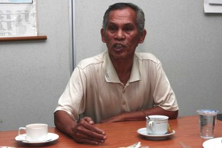 Gayus Hidup Mewah, Orangtua Hidup Memrihatinkan