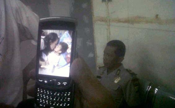 Sebelum Disidang Angelina Berterima Kasih Diizinkan Jenguk Putranya
