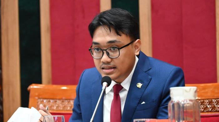 KECAM AKSI TEROR - Potret anggota Komisi X DPR RI dari Fraksi PKB Muhammad Hilman Mufidi. Ia mengecam aksi teror terhadap Ketua Badan Eksekutif Mahasiswa Universitas Gadjah Mada (BEM UGM), Tiyo Ardianto.