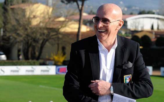 Ketika Pelatih Legendaris AC Milan Lempar Pujian pada Antonio Conte, Sacchi: Dia Perfeksionis