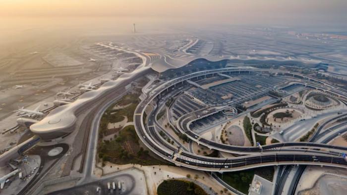 BANDARA ABU DHABI - Foto Bandara Internasional Abu Dhabi, beberapa waktu lalu.