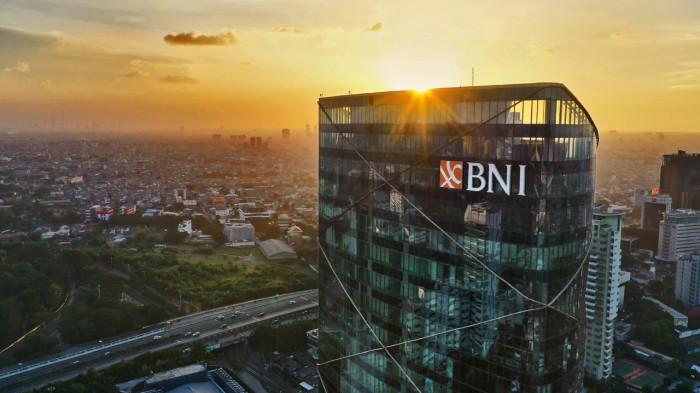 BNI RAIH PENGHARGAAN - PT Bank Negara Indonesia (Persero) Tbk (BNI) meraih penghargaan ‘Best Stewardship in Strengthening Local Livelihoods’ dalam kategori Economy and Livelihoods di ajang Mata Lokal Fest 2026, Rabu (07/10/2026). Penghargaan ini diberikan atas keberhasilan program ‘BNI Menganyam Kebaikan untuk Indonesia’ yang memberdayakan perempuan perajin lontar di Flores Timur, NTT.
